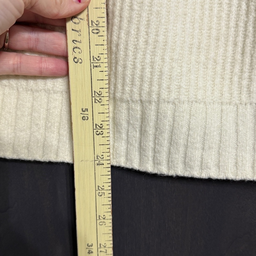 Talbots Jewel Button Henley Pullover Sweater Cream‎ Ribbed Wool Blend petite M - Picture 6 of 8
